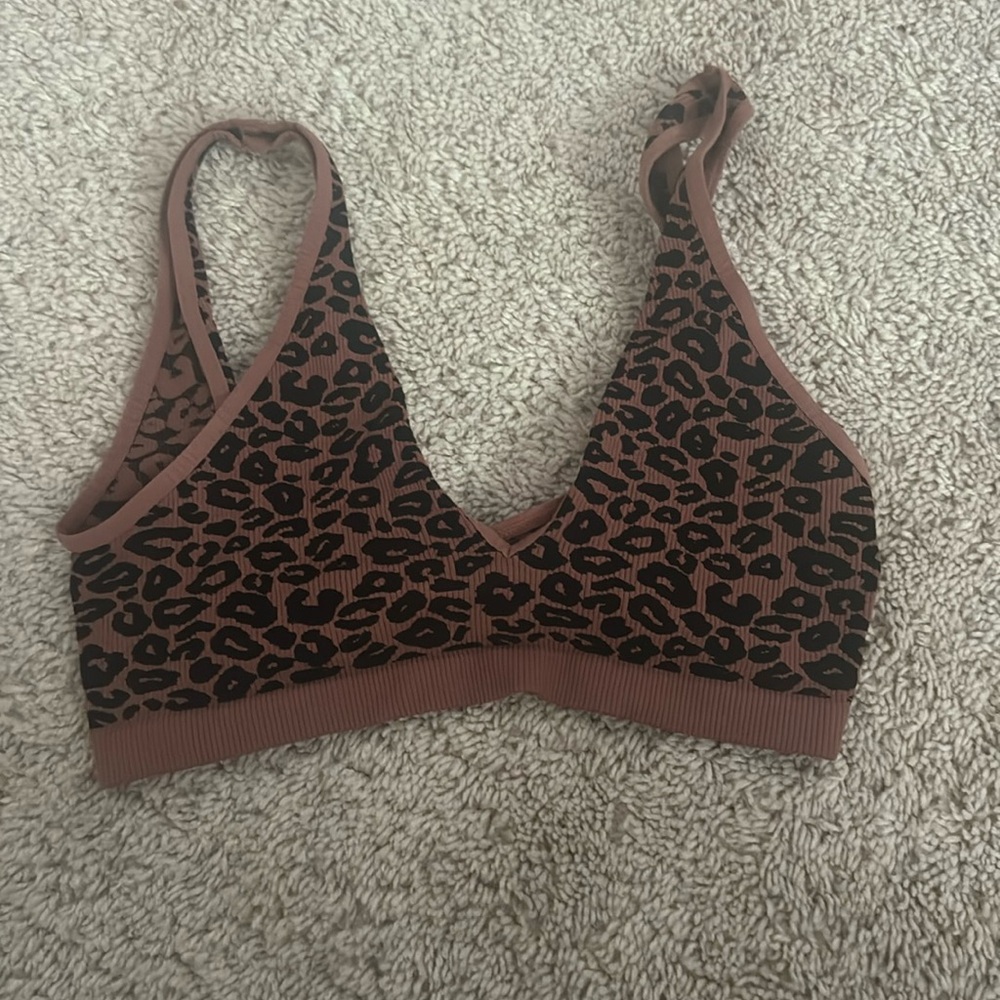 tiger friday leopard sports bra! adult xs/s